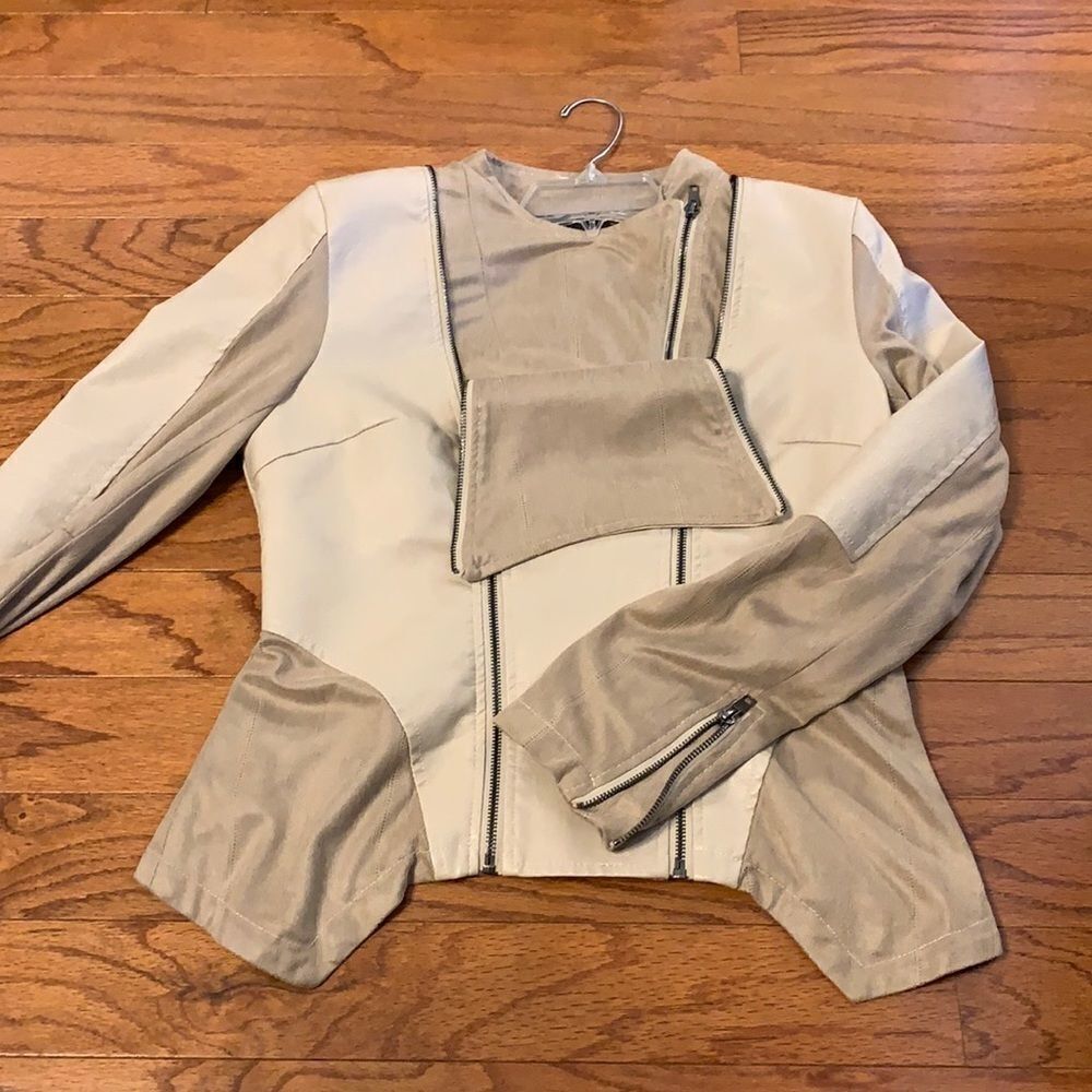 Trendy jacket size Large